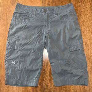 Arc’teryx Women’s Hiking Shorts Size 4 Gray Nylon Stretch Outdoor Trail